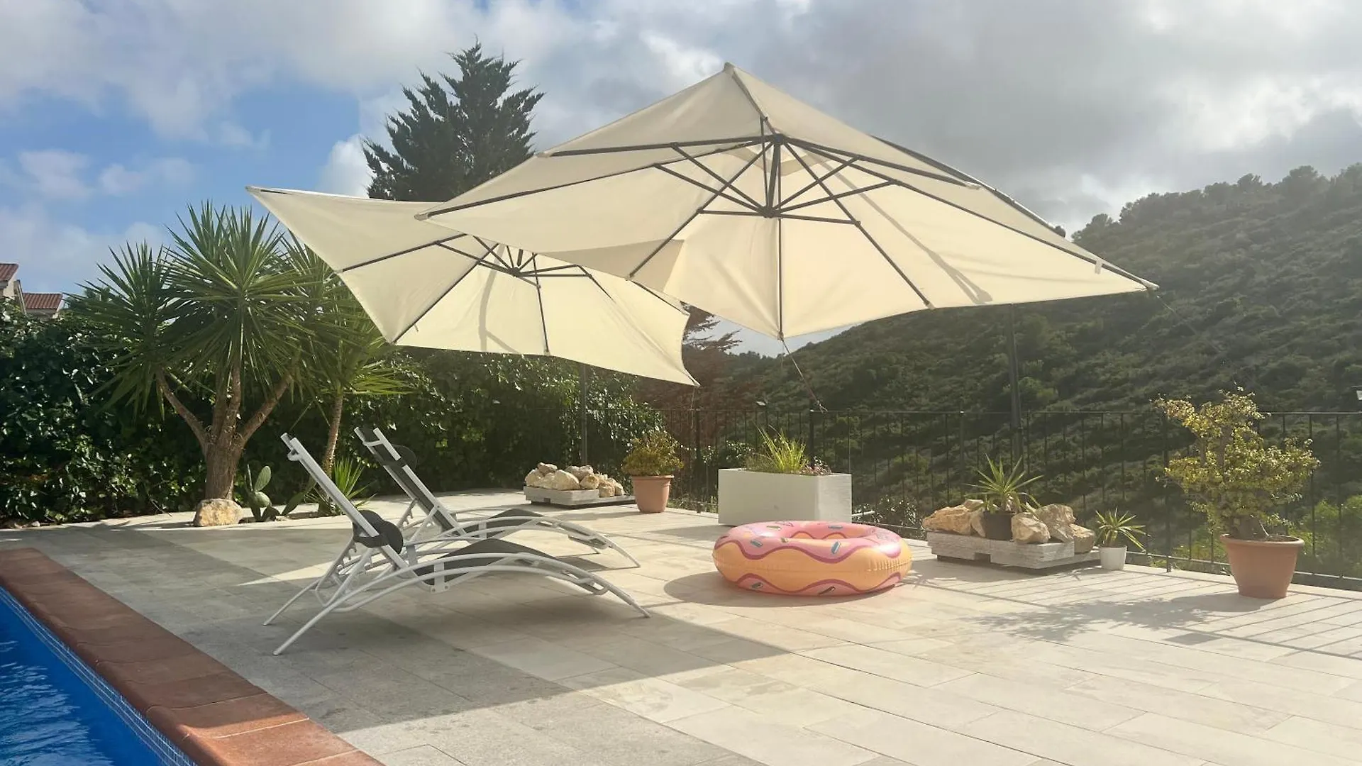 Estudio Nuevo Zen Calafell 0*,  Spain