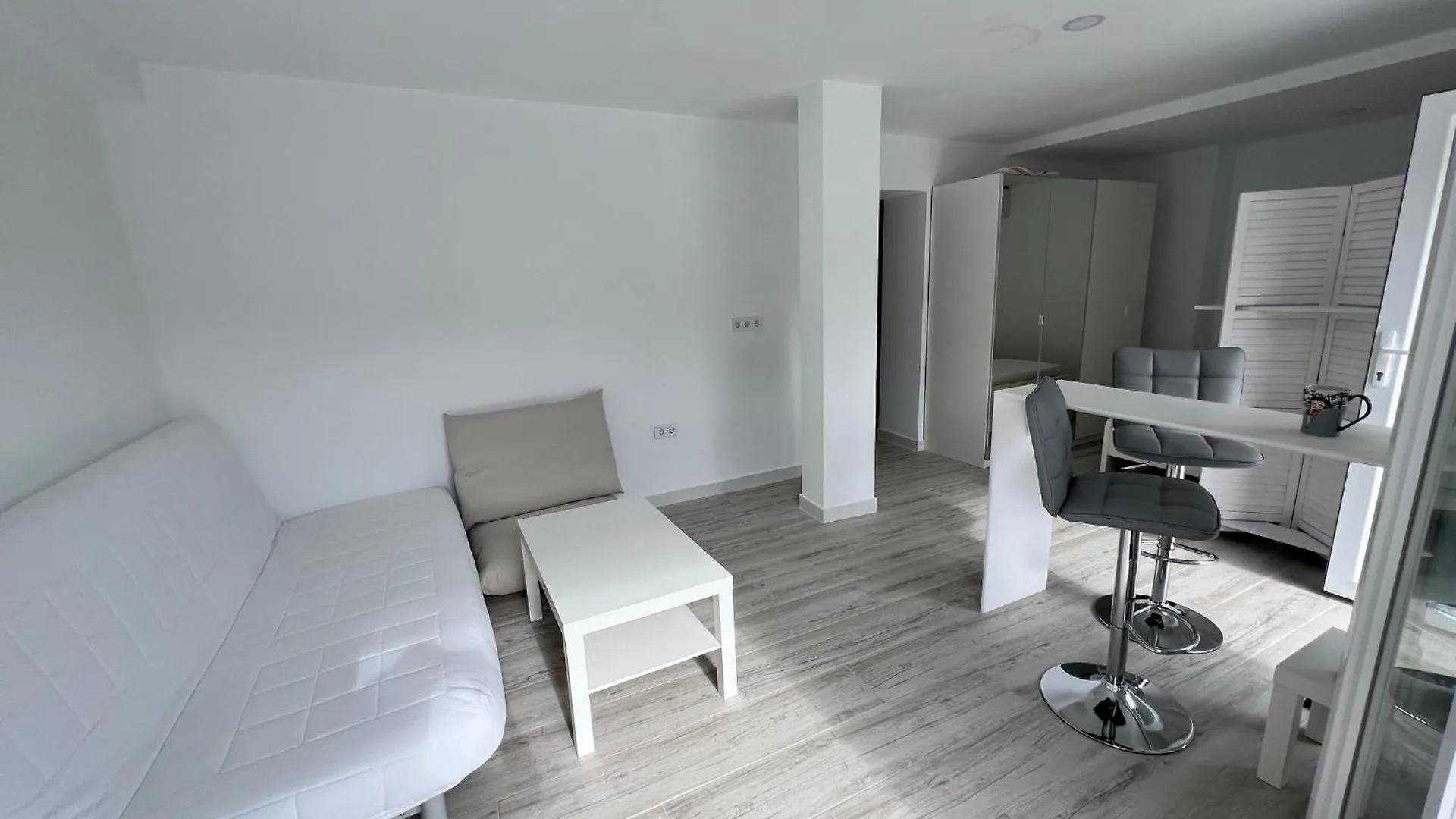 Estudio Nuevo Zen Calafell Spain
